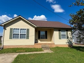 Building Photo - 308 Pioneer Dr