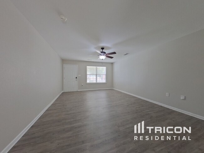Foto del edificio - 1417 Jordans Pond Ln