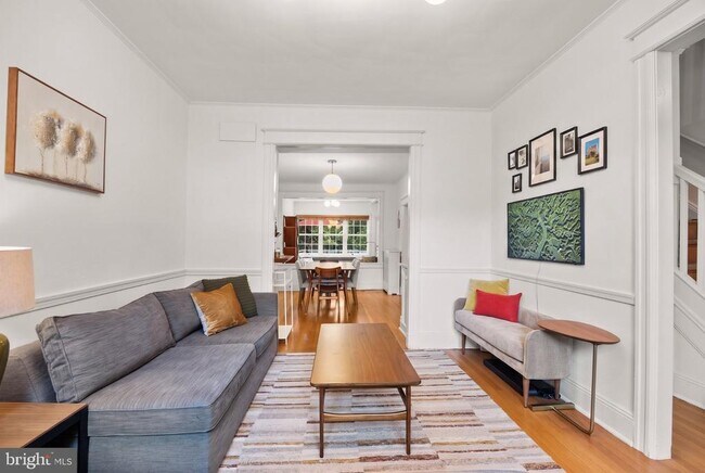 Foto del edificio - 1930 37th St NW