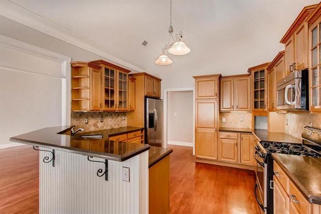 Building Photo - 6400 Crest Manor Ct, McDonough, GA 30253