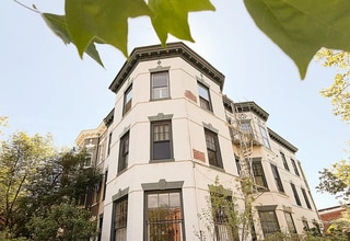 Building Photo - 101 7th St SE