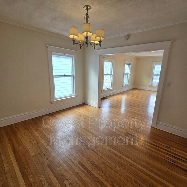 Foto del edificio - 1128 Fulton St E