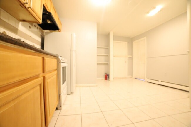 Building Photo - 149 Camden St