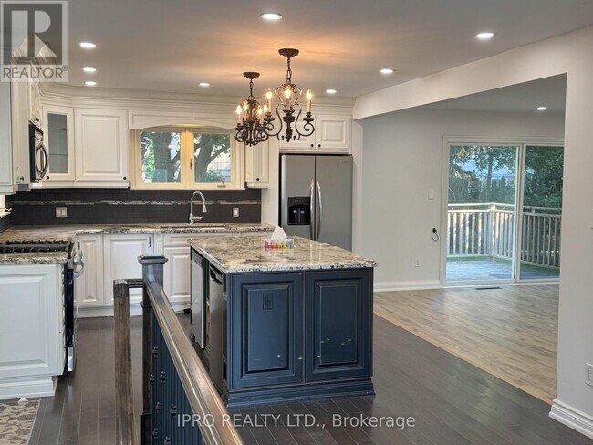 Building Photo - 132 Don Mor Dr