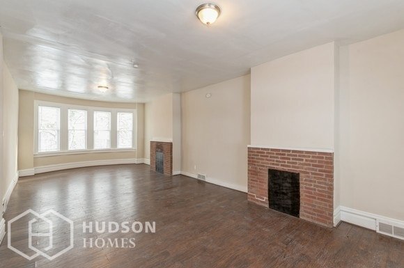 Foto del edificio - 1303 Denniston St