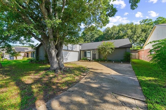 Foto del edificio - 16026 Beechnut St