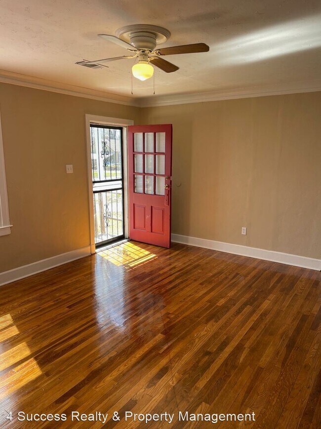 Foto del edificio - 2 br, 1 bath House - 2954 Carrington