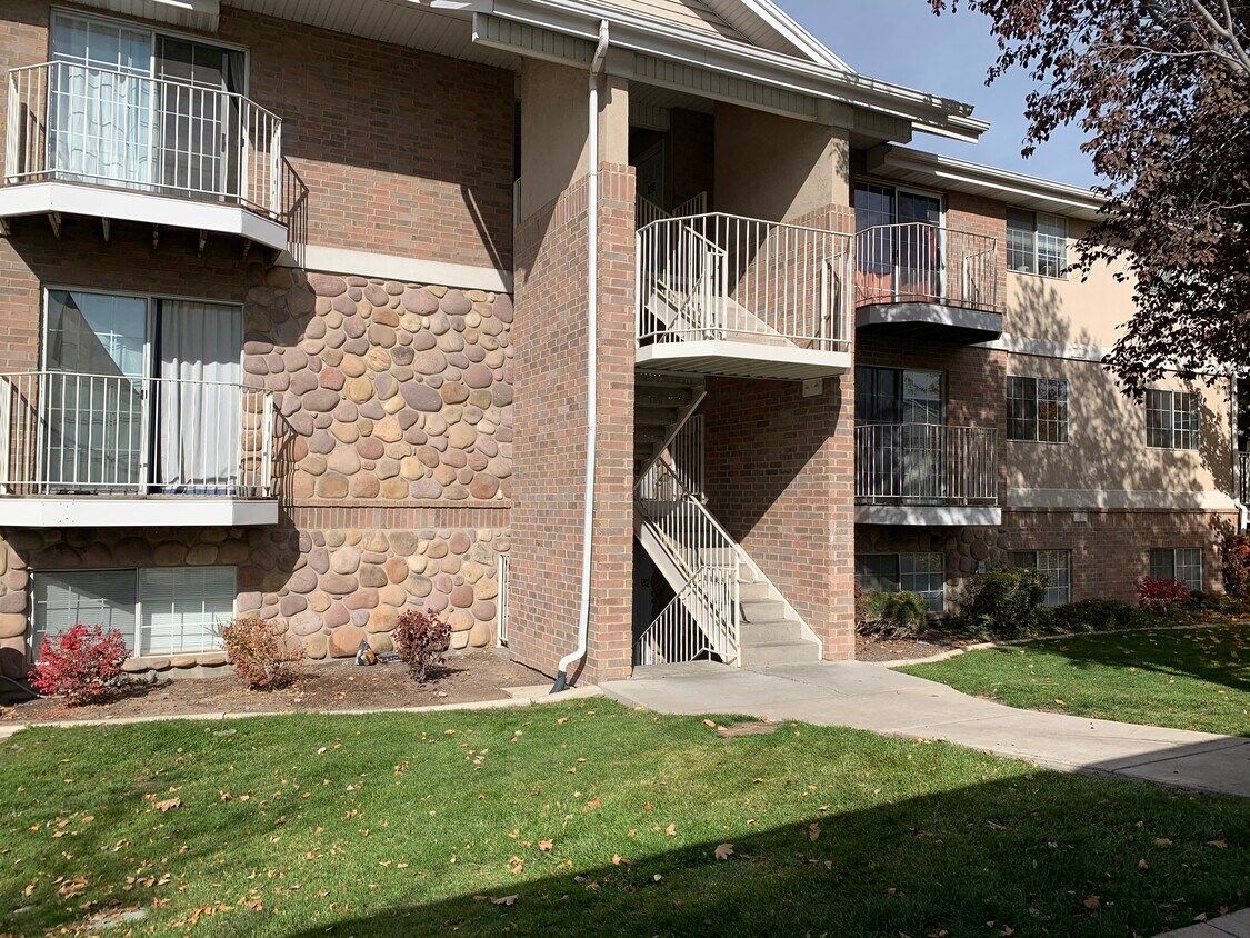 1202 W 1380 N Unit 1202, Orem, UT 84057 Condo for Rent in Orem, UT