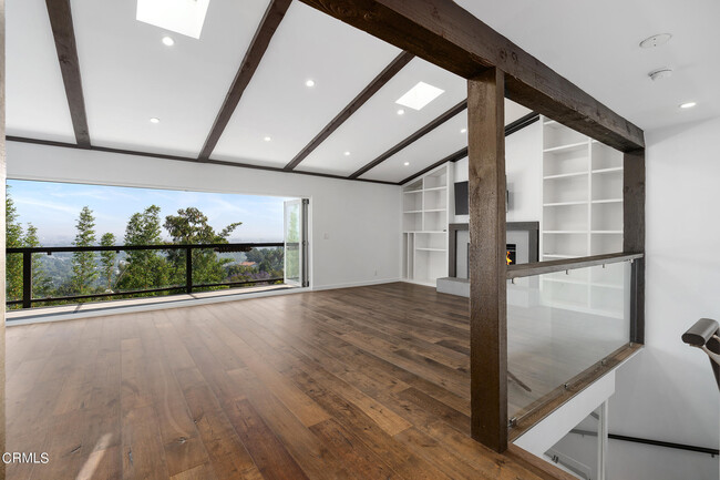 Building Photo - 11439 Laurelcrest Dr