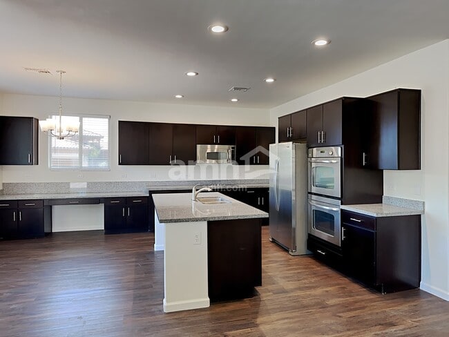 Foto del edificio - 10824 N Avenida Vallejo