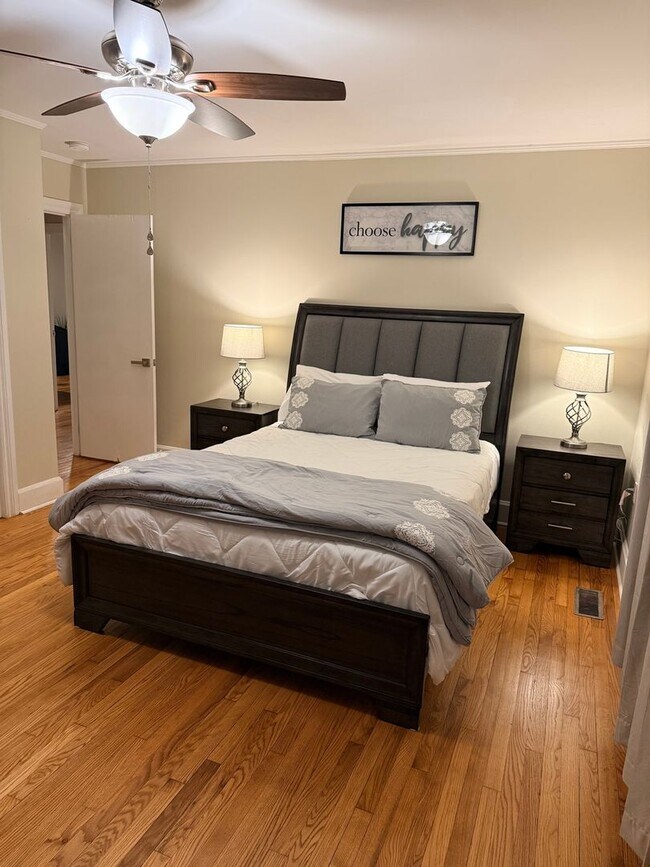 Foto del edificio - 2668 Madden Dr