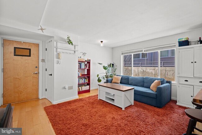 Foto del edificio - 1439 Chapin St NW
