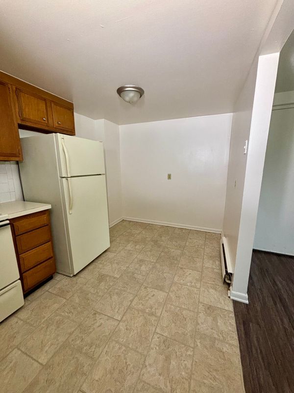Building Photo - 2715 Eggert Rd