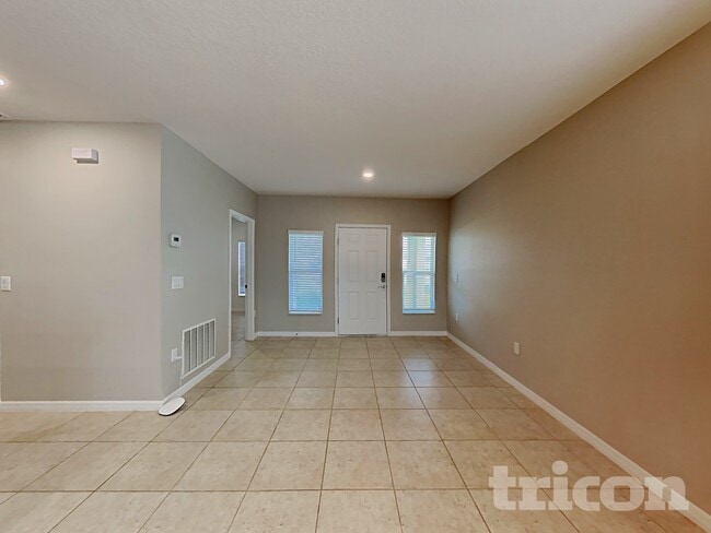 Building Photo - 417 Kestrel Dr