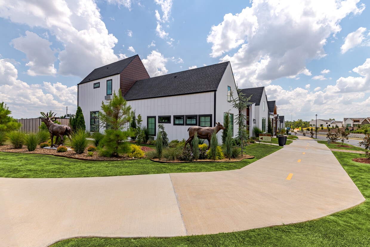 Building Photo - Villas on Turtle Creek