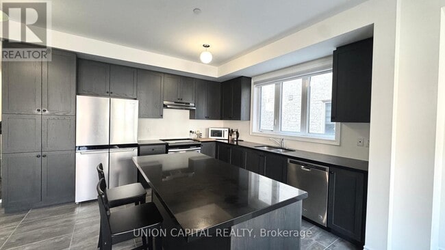 Building Photo - 63 Erintol Way