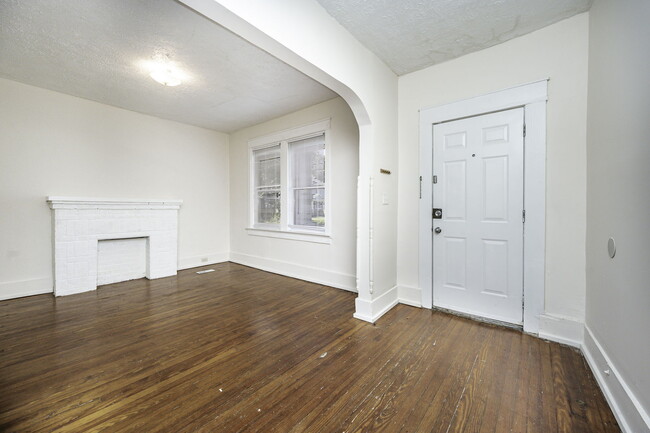 Photo - 2601 2nd Ave (Richmond, VA) Apartment