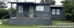 Foto del edificio - 102 Colton Dr