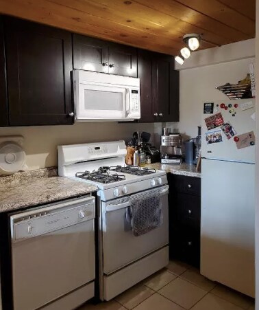 Building Photo - 870 N 28th St