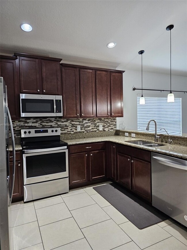 Building Photo - 468 Andalusia Loop