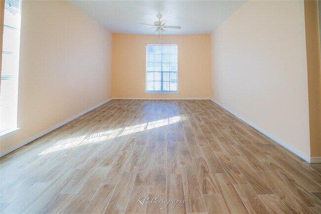 Foto del edificio - 12500 Sandpiper Dr