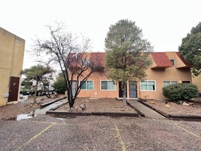 Building Photo - 183 Monte Largo Dr NE