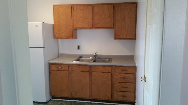 Foto del edificio - 1815 E 136th St