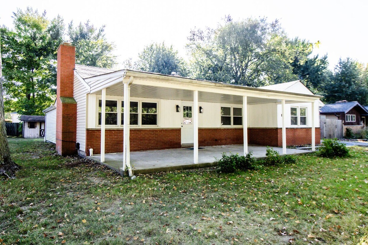 Foto principal - 6491 Clearair Dr