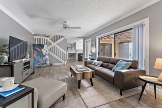 Building Photo - 411-414 4th Terrace