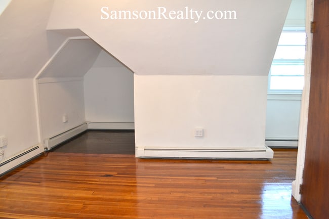 Photo - 349 Thayer St Apartment