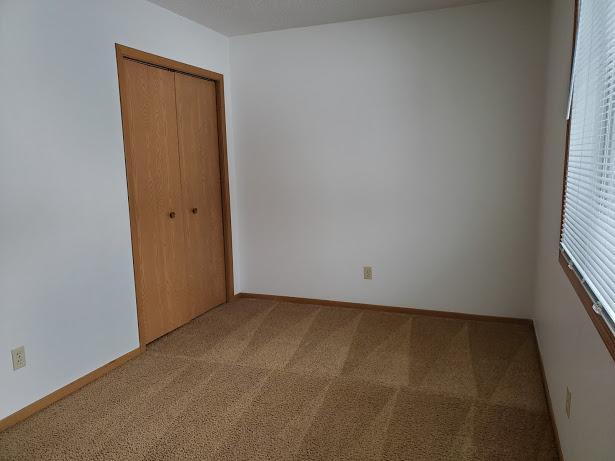 Foto del edificio - 875 E 6th St