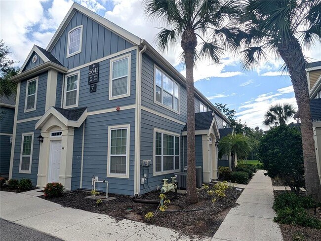 Foto del edificio - 5641 Bidwell Pkwy