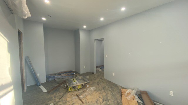 Building Photo - 5301 Church Ave