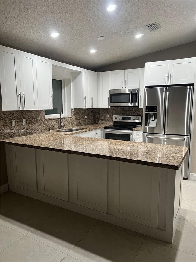Building Photo - 12358 NW 97th Pl