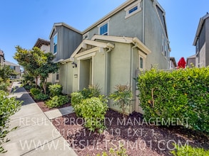 Building Photo - 2056 Honey Church Pl