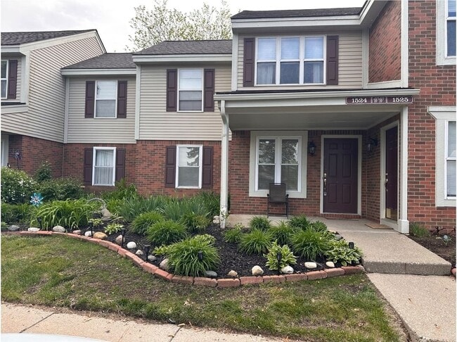 Building Photo - 1524 Porter Cir