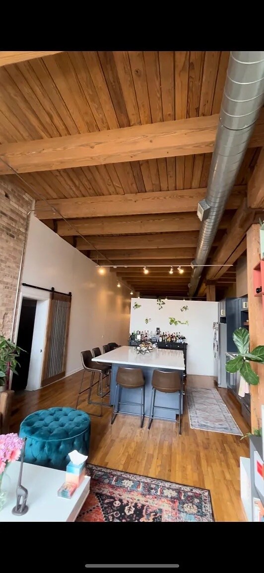 Foto del edificio - 2544 W North Ave