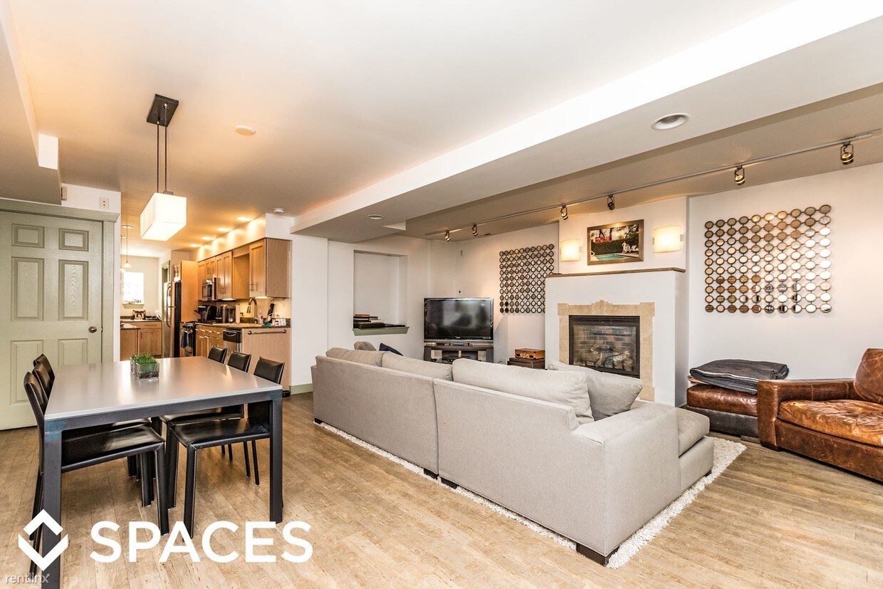 Foto principal - 1725 N Fern Ct