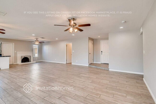 Foto del edificio - 1213 E El Parque Dr