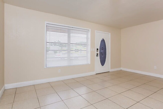 Building Photo - 1360 NW 173rd Ter