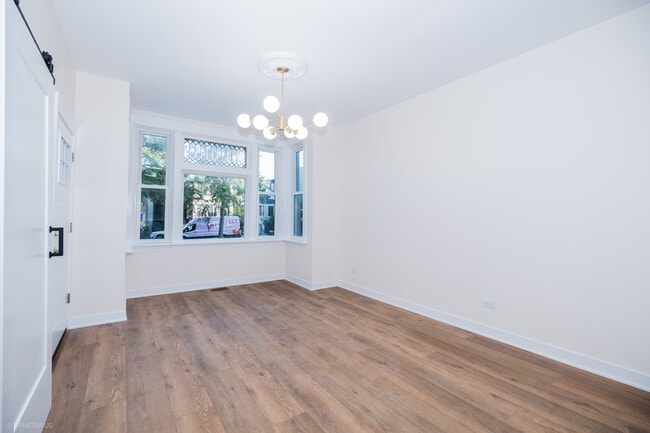 Foto del edificio - 1711 W Henderson St