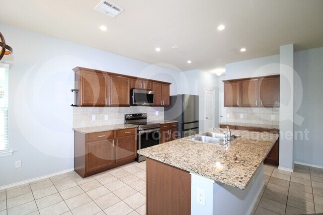 Building Photo - 1115 Quartz Trl