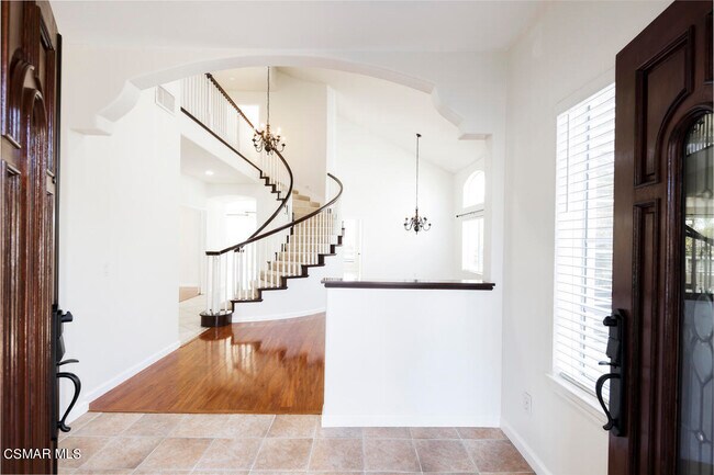 Foto del edificio - 1851 Fox Springs Cir