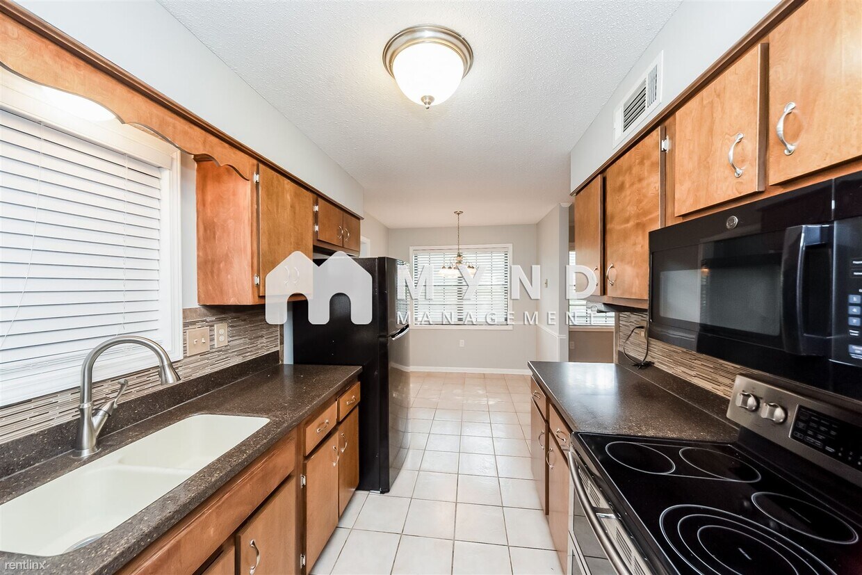 Primary Photo - 3 br, 2 bath House - 6903 Ash Hill Ln
