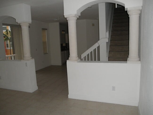 Foto del edificio - SHOMA AT ROYAL PALM BEACH