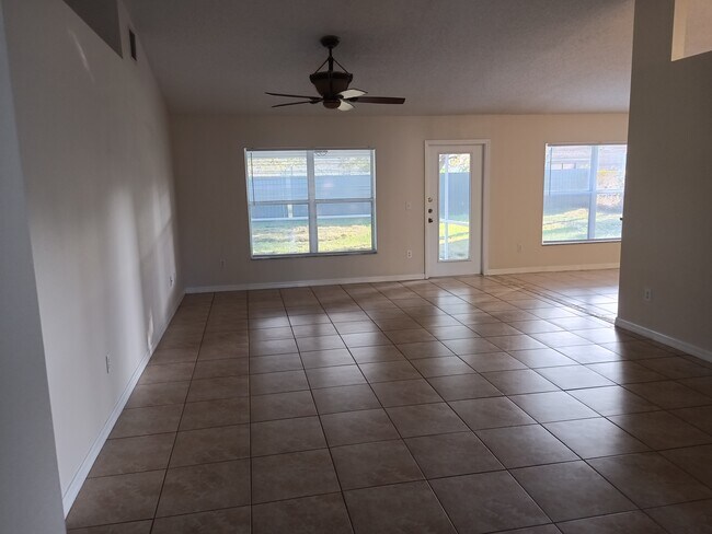 Foto del edificio - 2081 SW Judith Ln