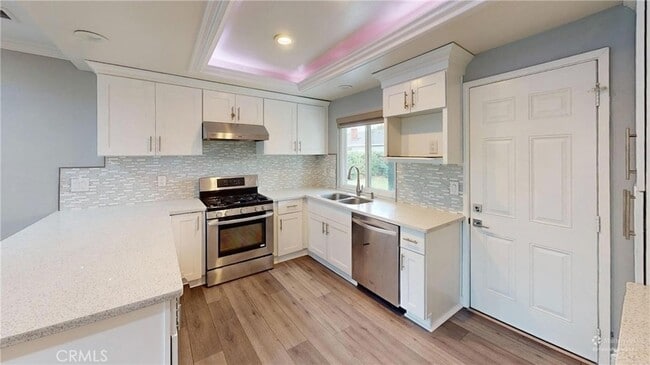 Building Photo - 708 N Lassen Ave