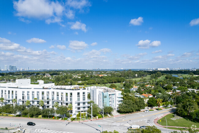 Foto del edificio - 2020 Lofts