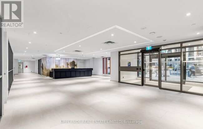 Building Photo - 8 Beverley Glen Blvd