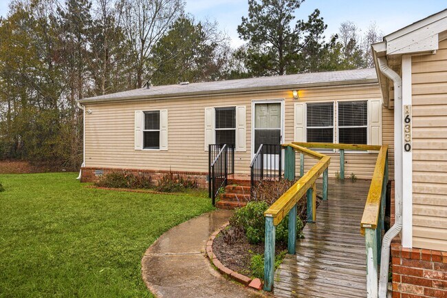 Foto del edificio - 16330 Hill Country Ct